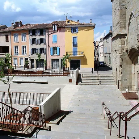 Le Voltaire Каркассон