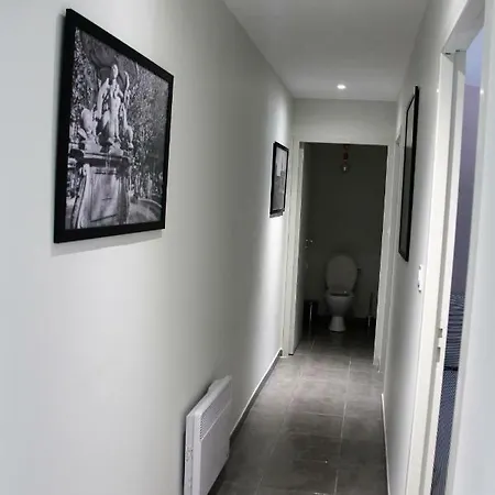 Le Voltaire Apartment